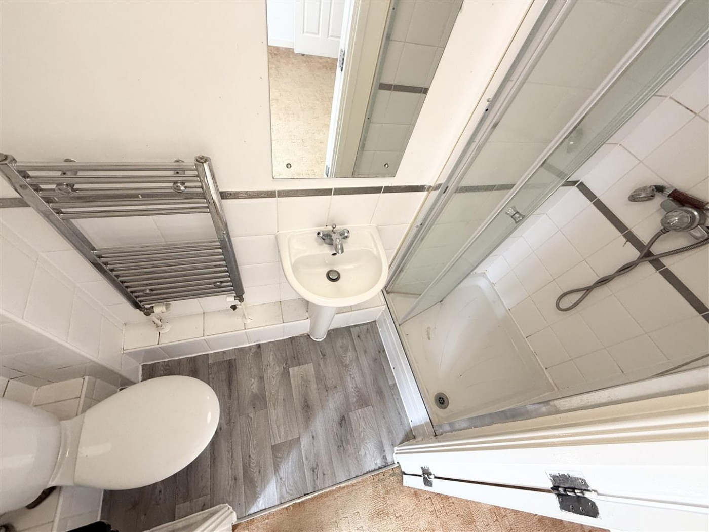 Images for Gareth Drive, Edmonton