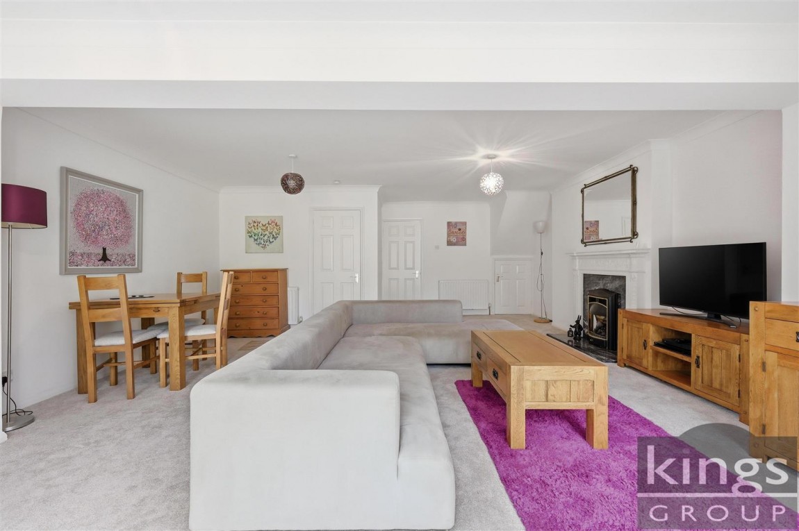 Images for Oxford Close, Cheshunt