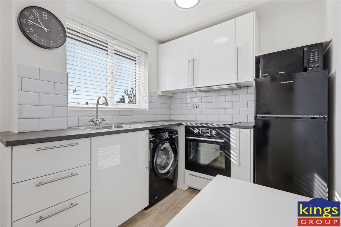 Images for Green Pond Close, London
