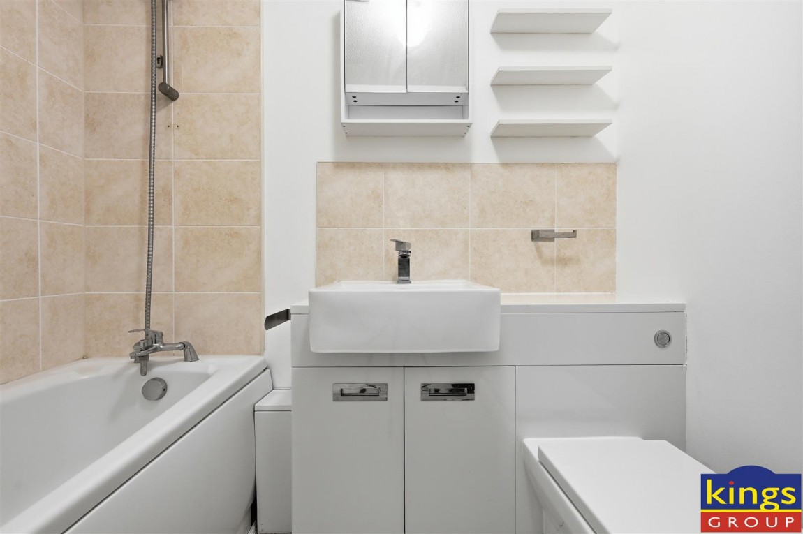 Images for Green Pond Close, London