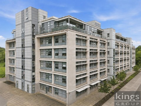 Edinburgh Gate, Harlow - EAID:KingsGroupApi2020, BID:30208-3