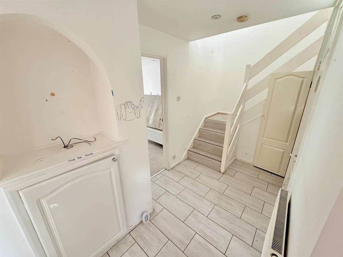 Images for Winters Way, Waltham Abbey