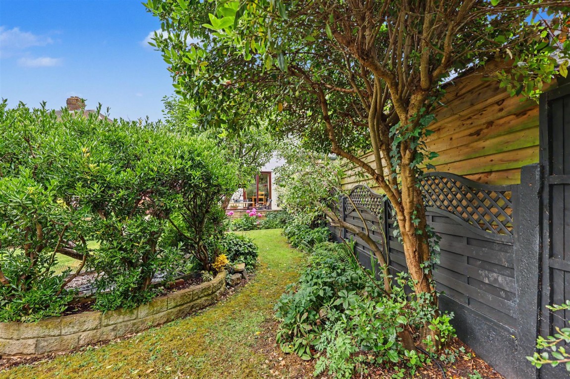 Images for Paternoster Close, Waltham Abbey