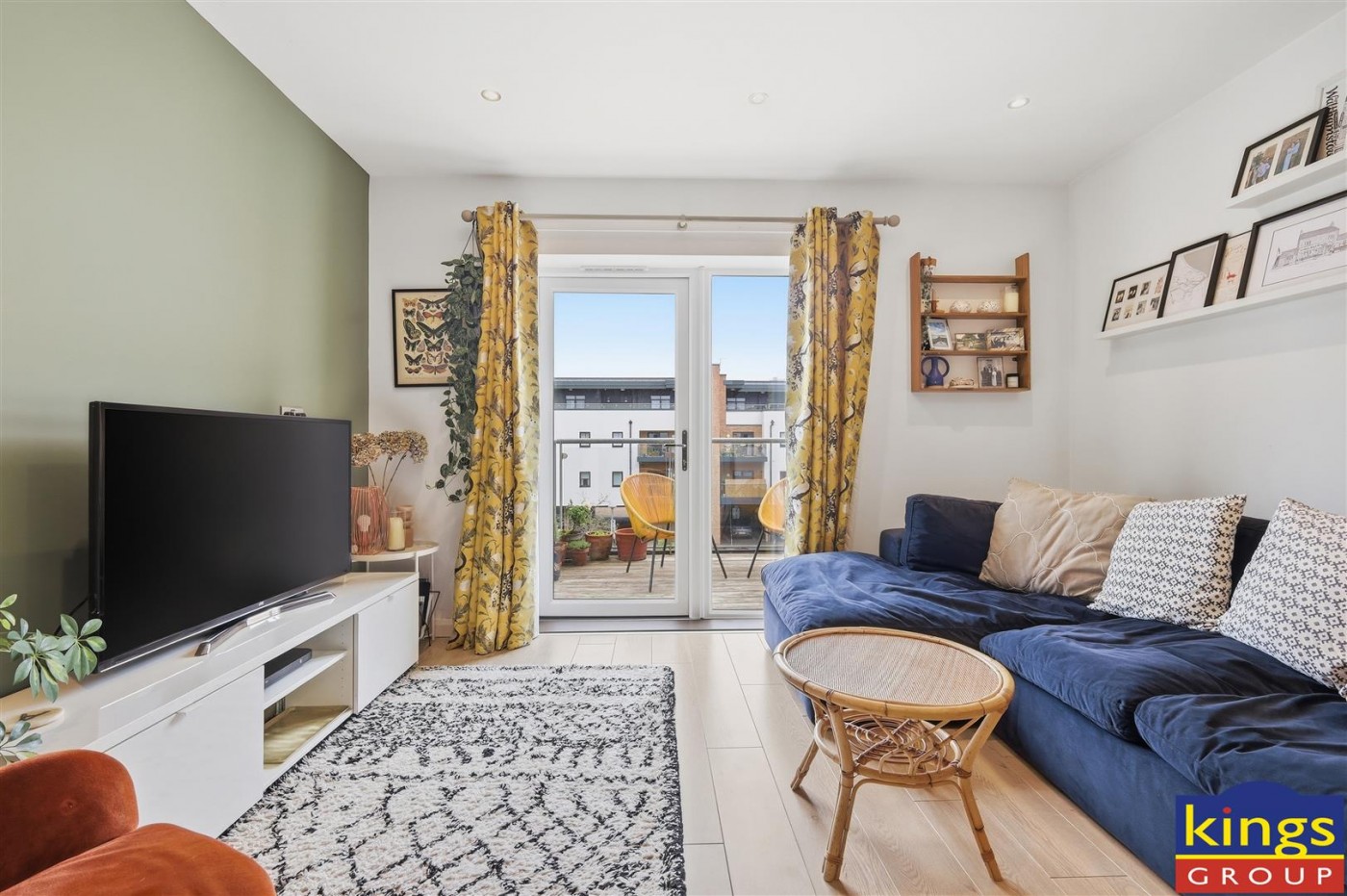 Images for Thornbury Way, London