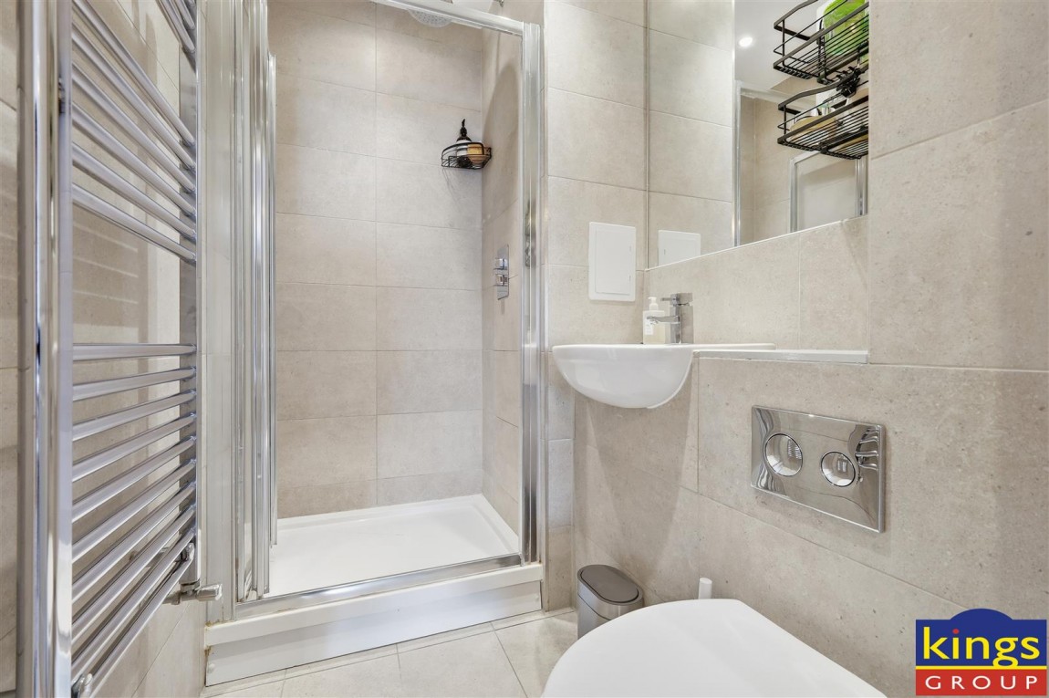 Images for Thornbury Way, London