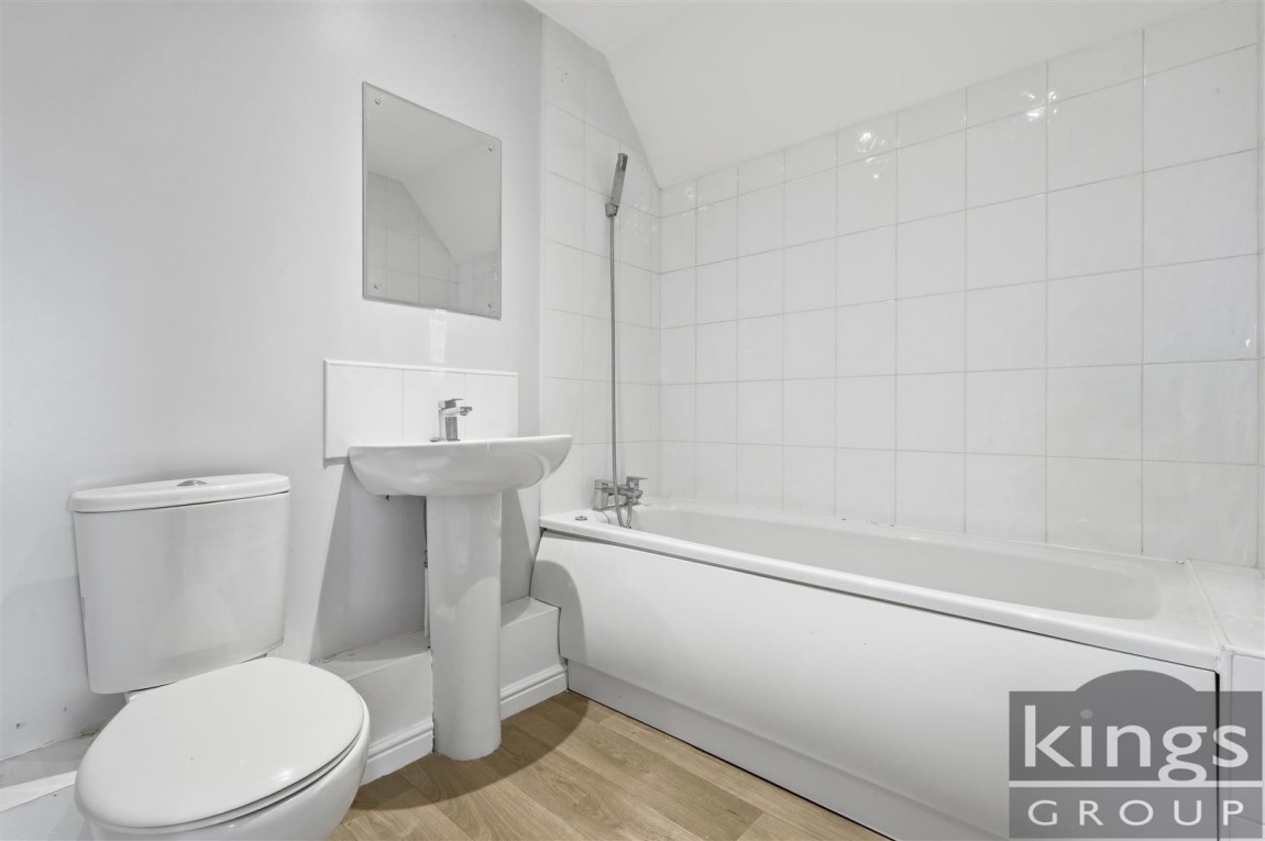 Images for Chelsea Gardens, Church Langley
