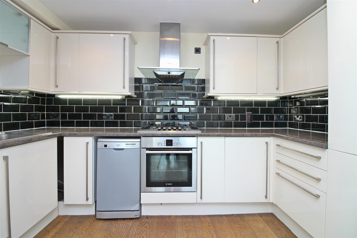 Images for City View House, Bethnal Green Road, London
