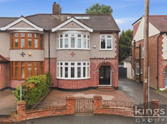 Firtree Walk, Enfield