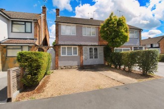 Oxford Close, Cheshunt