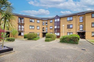 Westgate Court, Waltham Cross