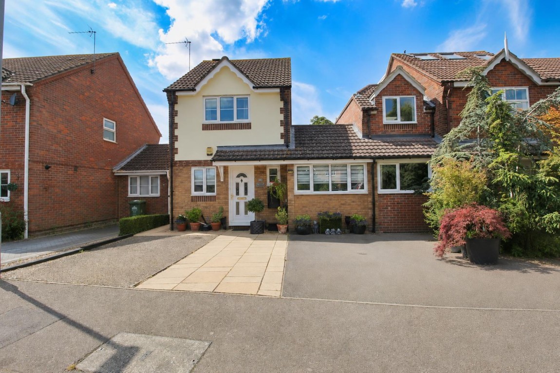 Images for Waltham Gate, Thomas Rochford Way, Waltham Cross