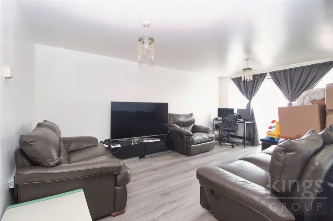 Images for Bullsmoor Way, Waltham Crosss