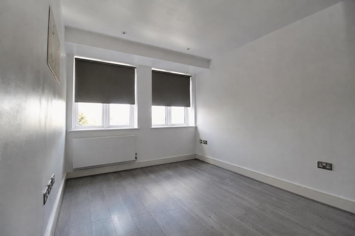 Images for Burlington House, Swanfield Road, Waltham Cross