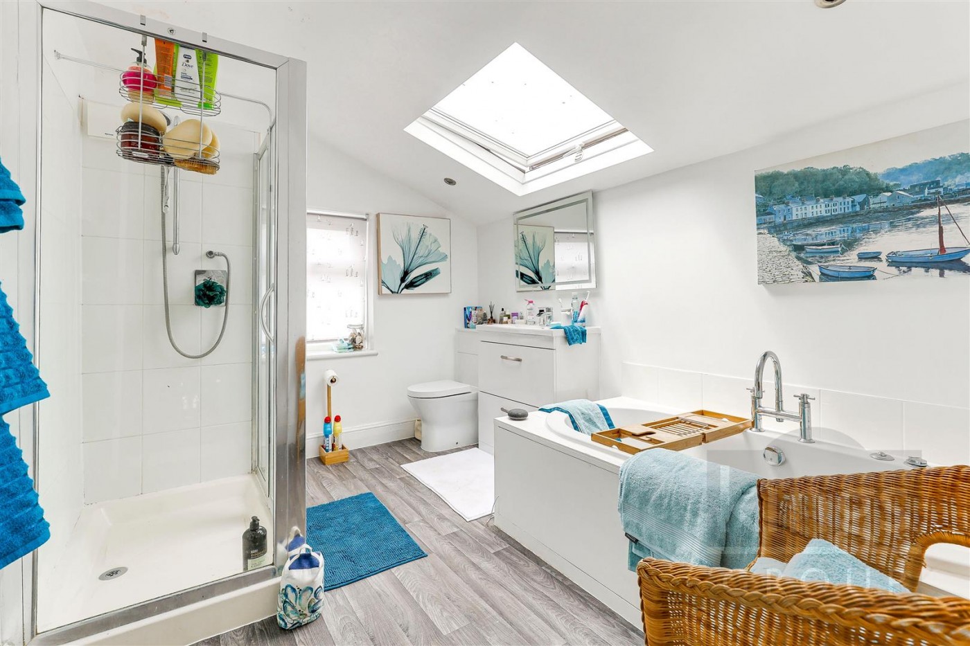 Images for Huxley Road, Edmonton, N18