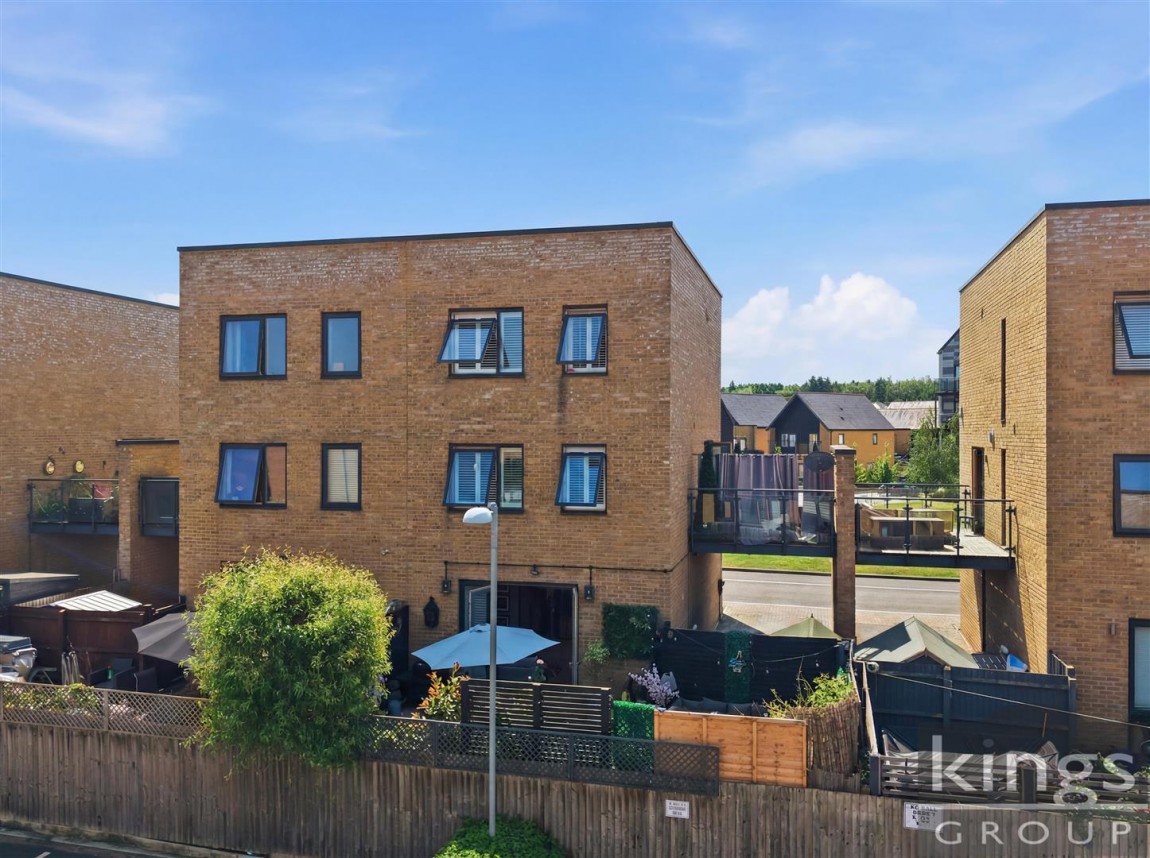 Images for Greenfinch Way, Newhall, Harlow