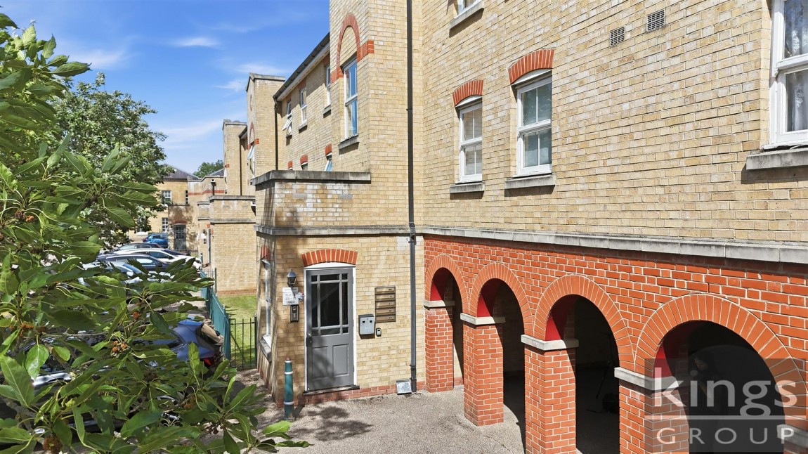 Images for Harston Drive, Enfield