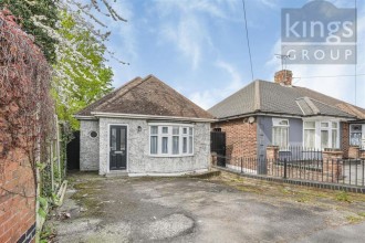 Drysdale Avenue, Chingford