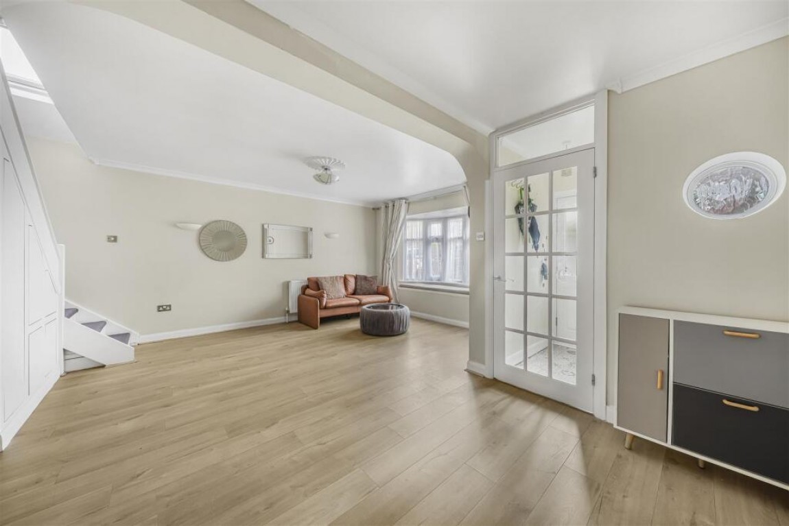 Images for Drysdale Avenue, Chingford