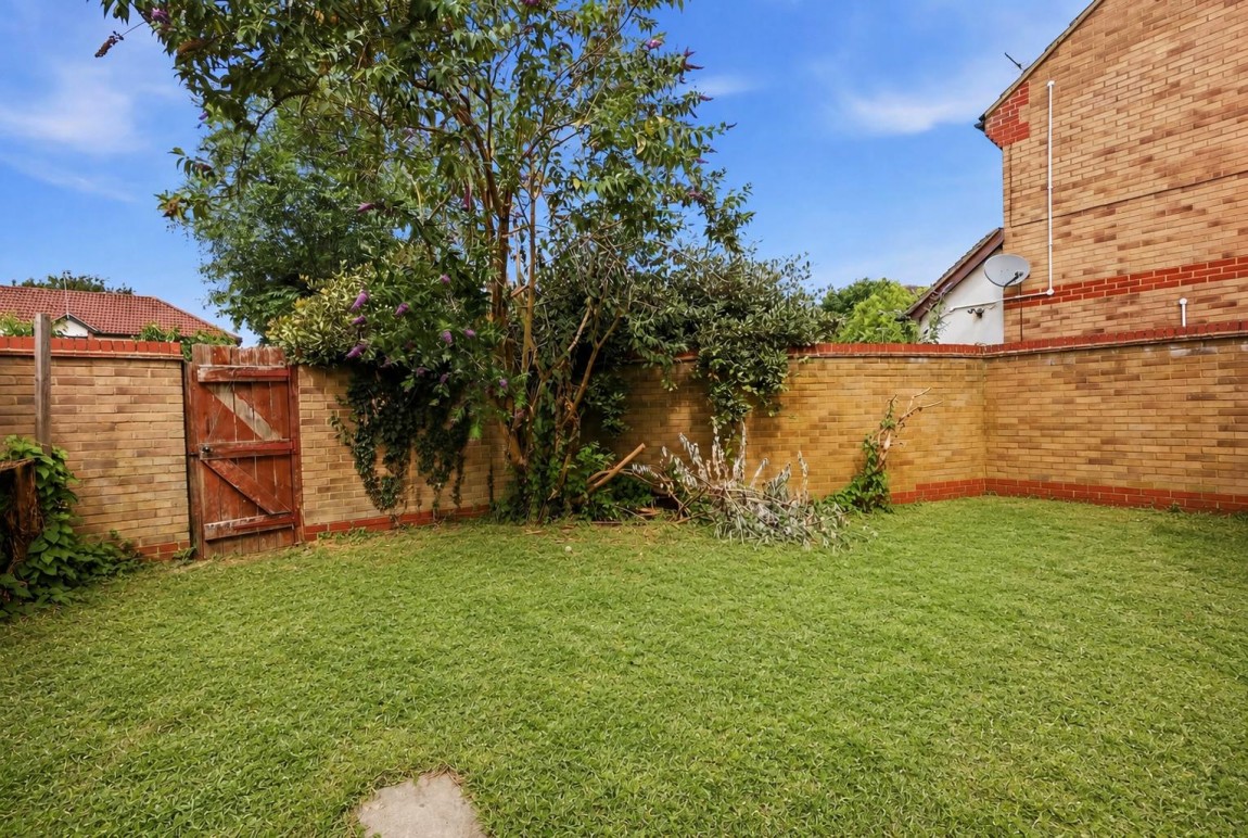 Images for Hollybush Way, Cheshunt, Waltham Cross