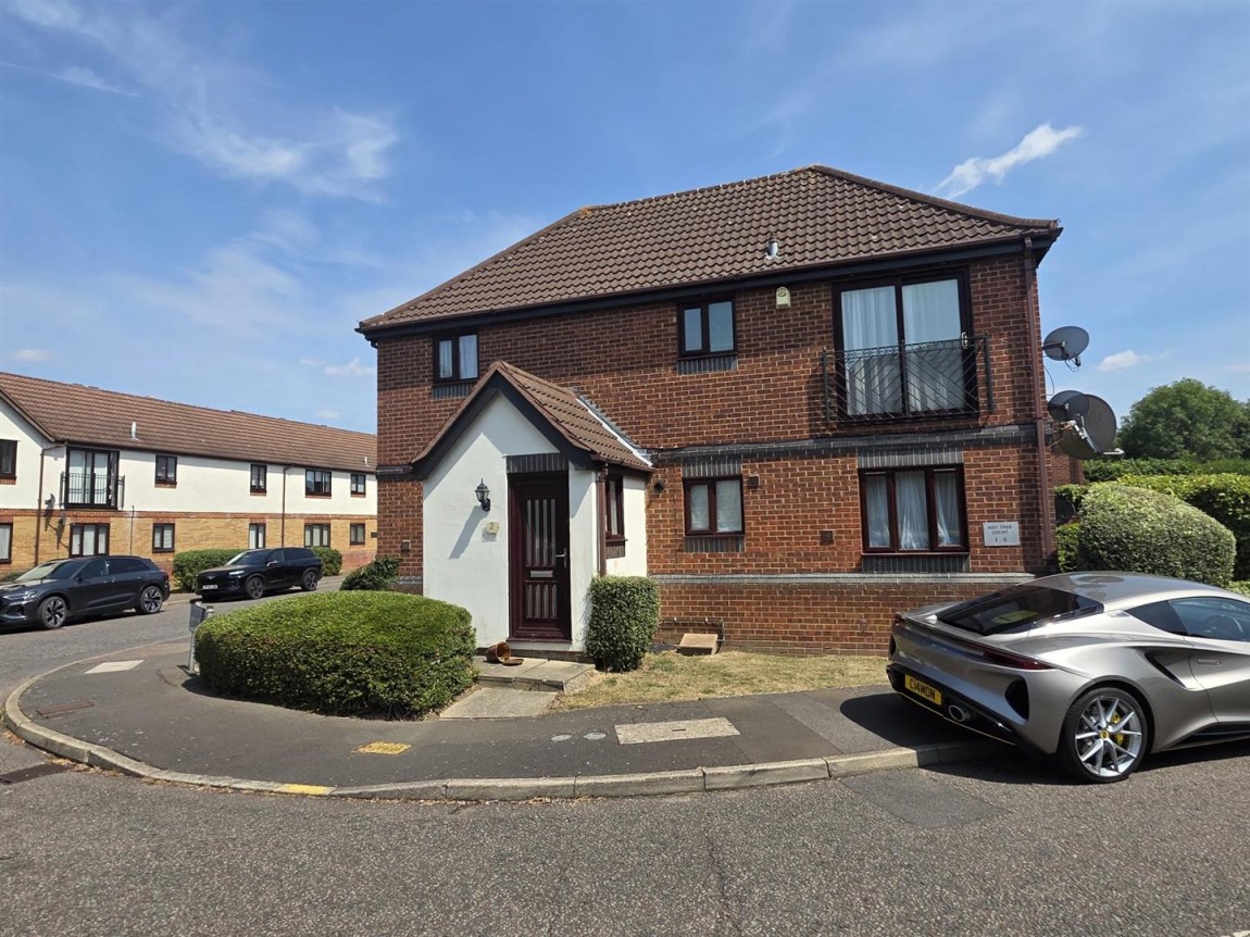 Images for Horseshoe Close, Waltham Abbey