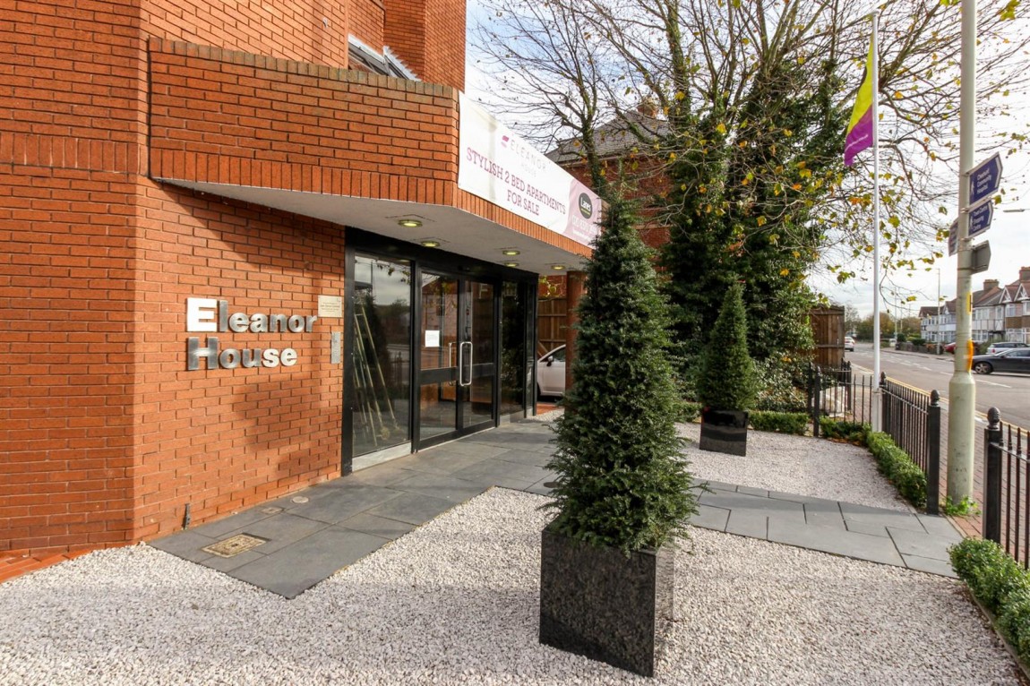 Images for Eleanor Cross Road, Waltham Cross