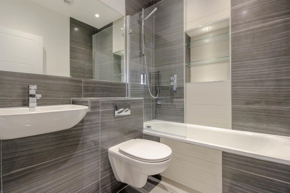 Images for Eleanor Cross Road, Waltham Cross