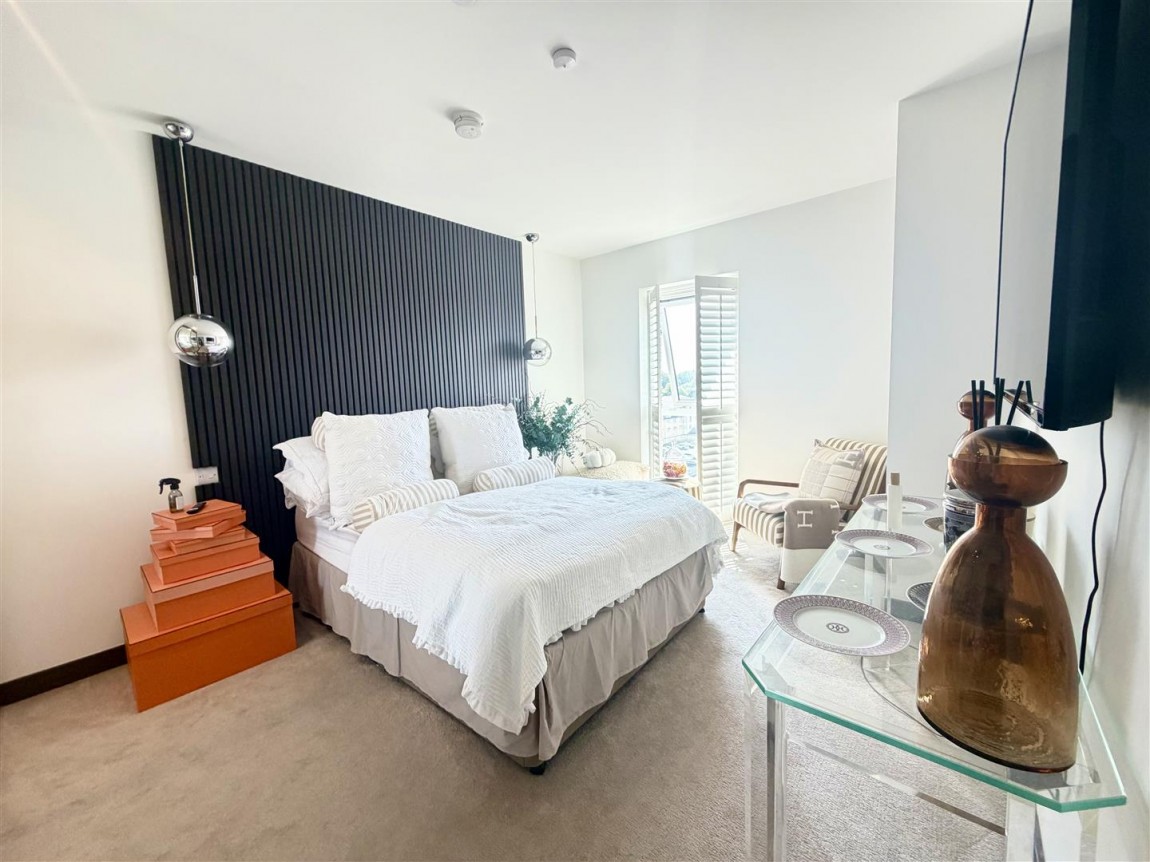 Images for Moore House, Edinburgh Gate
