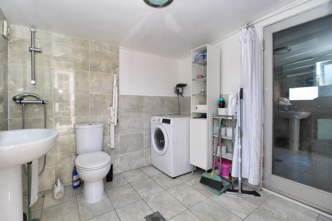 Images for Elm Drive, Cheshunt, Waltham Cross