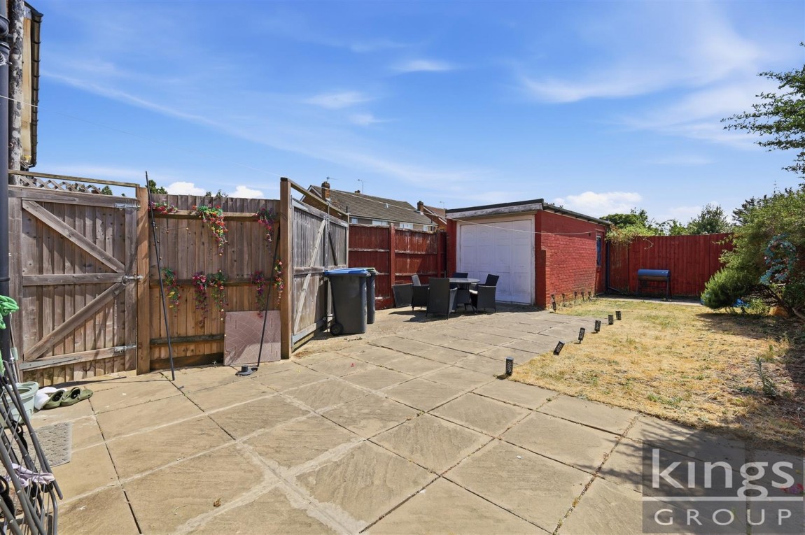 Images for Holmesdale, Waltham Cross
