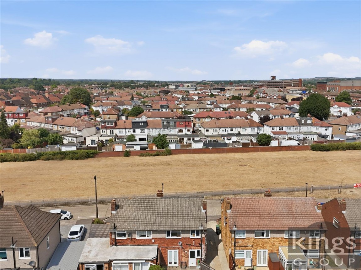Images for Holmesdale, Waltham Cross