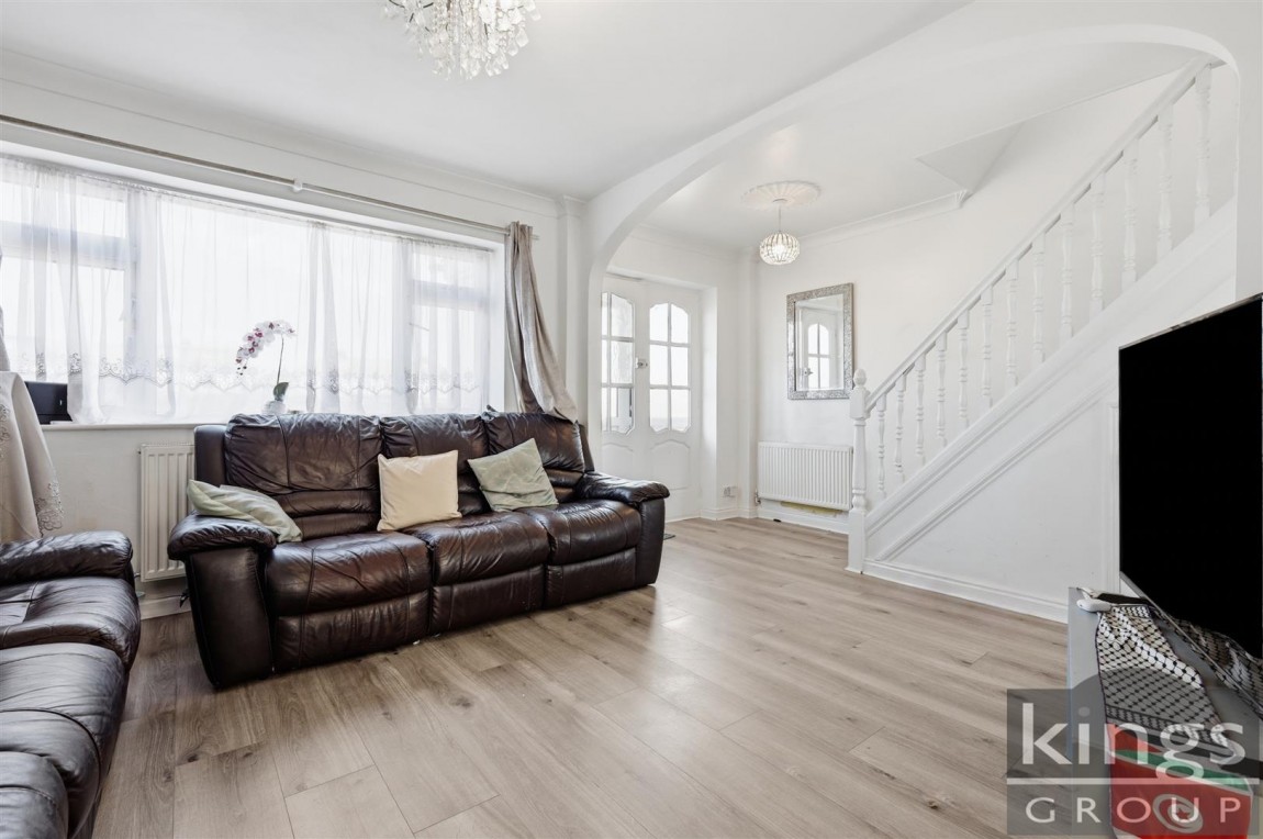 Images for Holmesdale, Waltham Cross
