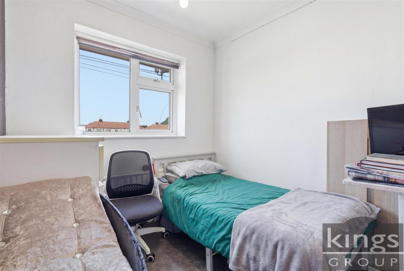 Images for Holmesdale, Waltham Cross