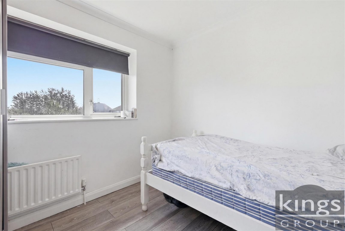 Images for Holmesdale, Waltham Cross