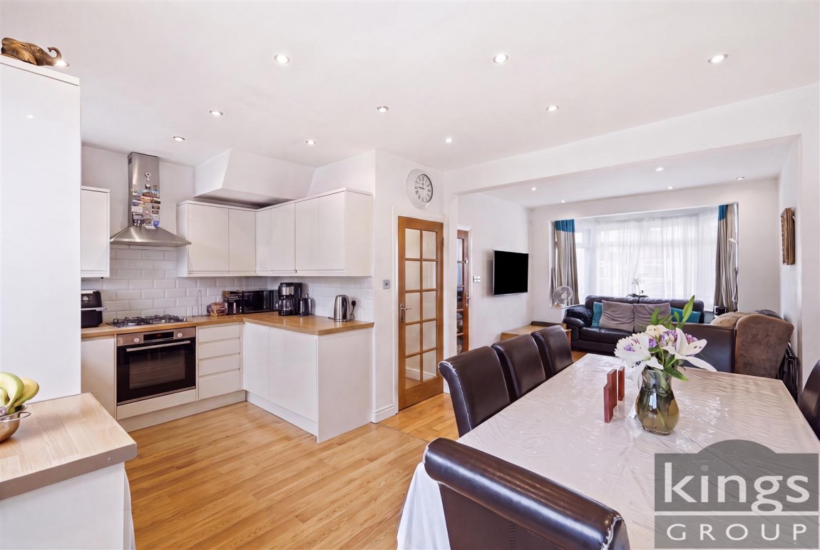 Images for Marrilyne Avenue, Enfield
