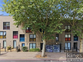 Seven Sisters Road, London