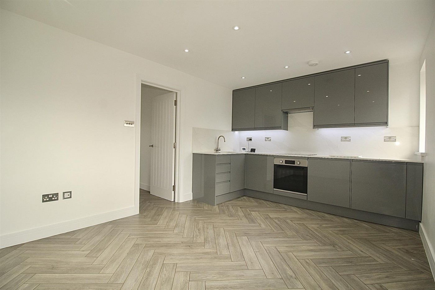 Images for Rochford Close, Broxbourne