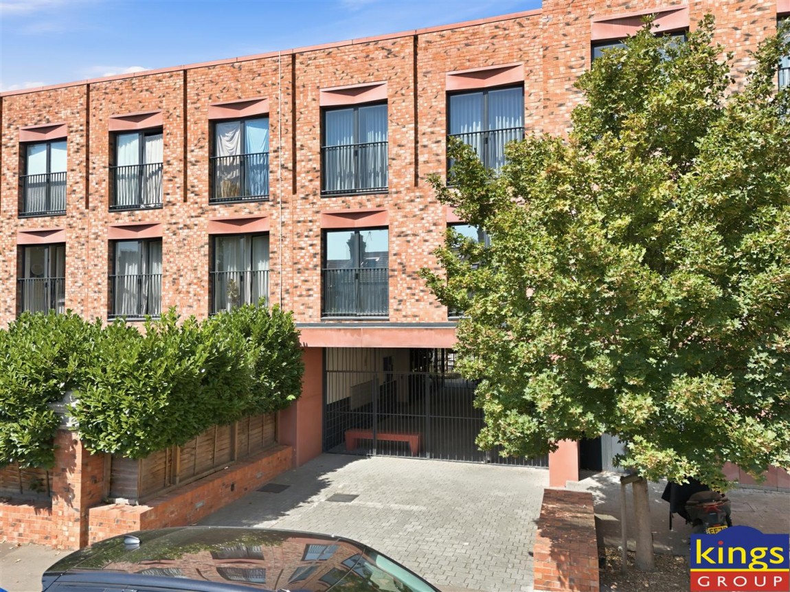 Images for Gainsford Road, London