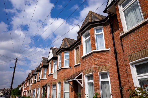 How to Choose an Estate Agent in North London: The Questions Most Sellers Forget to Ask